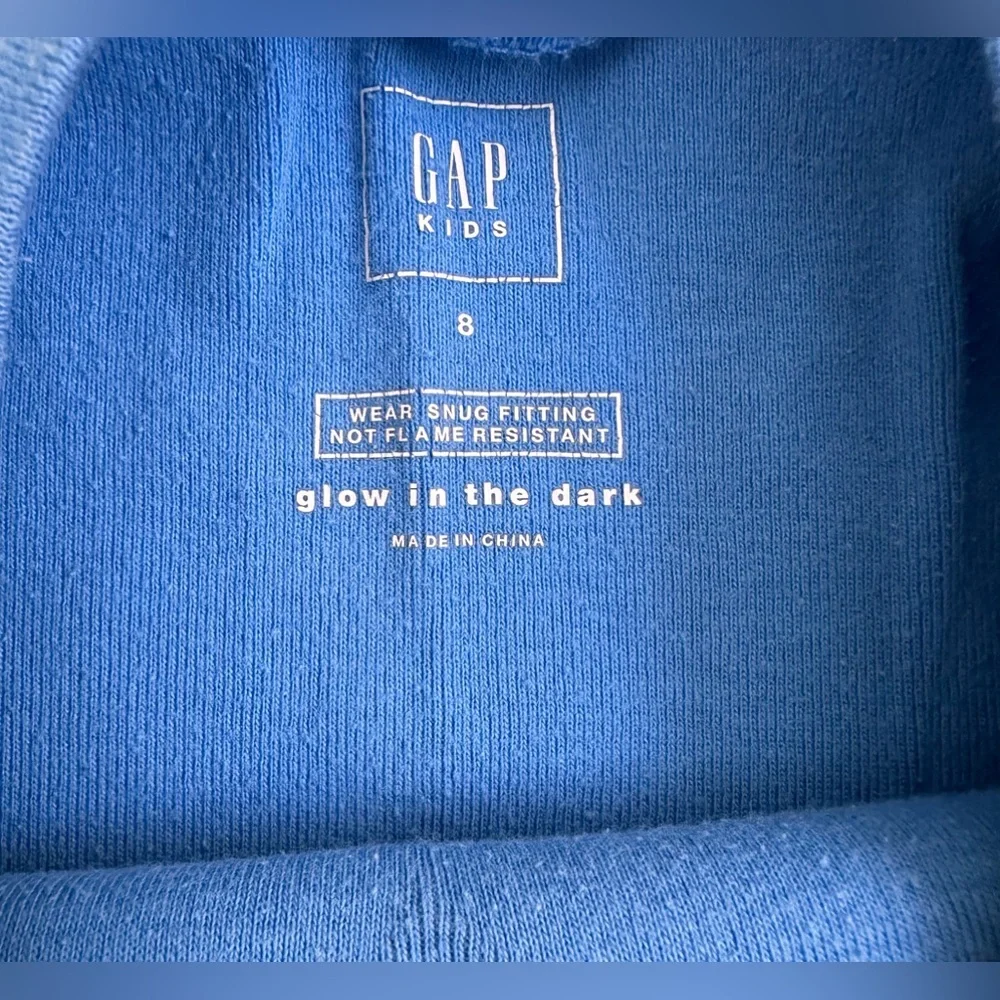 GAP kids glow